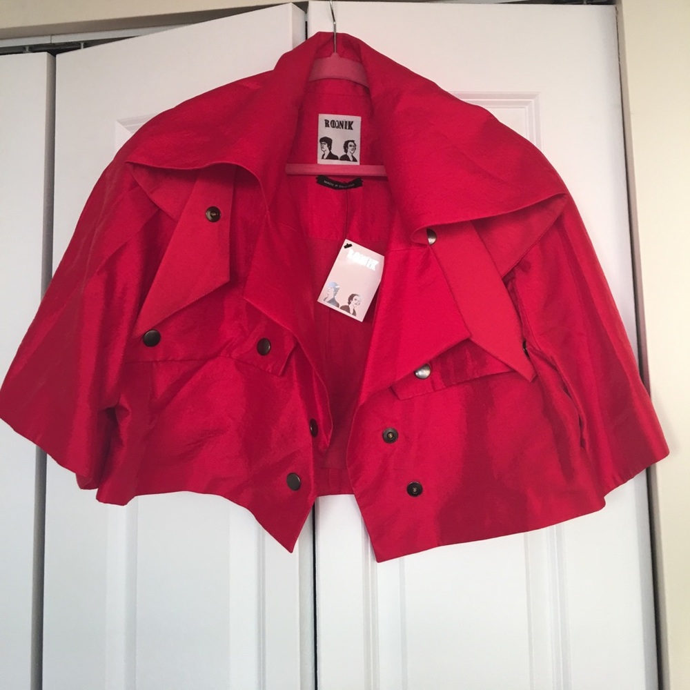 Super bright European Rodnik layered crop blazer