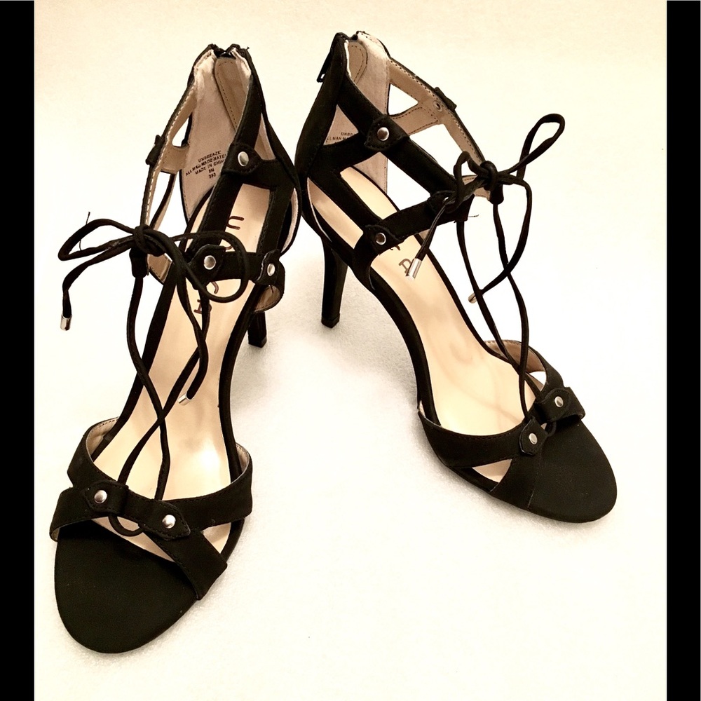 UNISA Black lace up heels NWOT