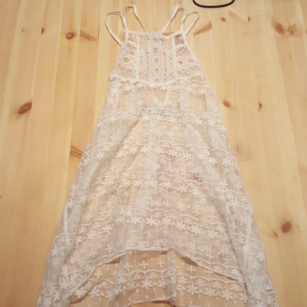 Adorable sheer lacey top