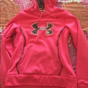 Under Armour - Pink & Camo Hoodie