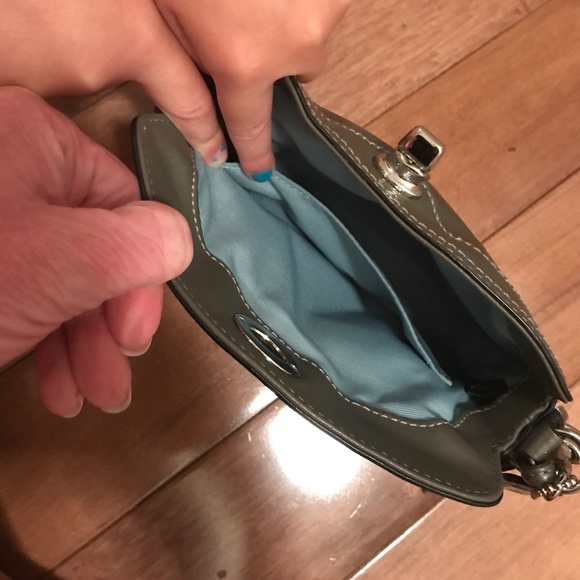 Coach wristlet - Picture 3 of 4