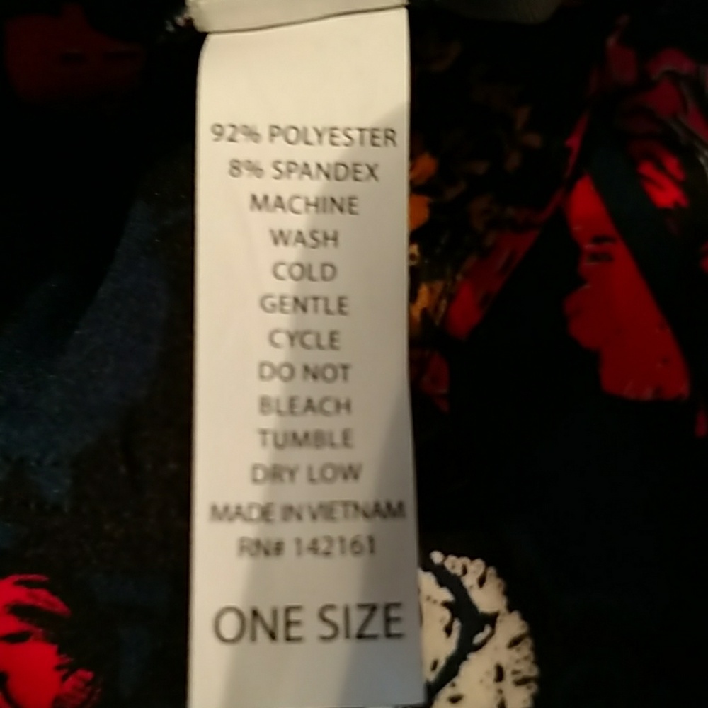 NWOT LulaRoe leggings - Picture 3 of 3