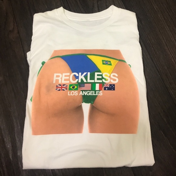 Young And Reckless T-shirt Size Small - Picture 1 of 2