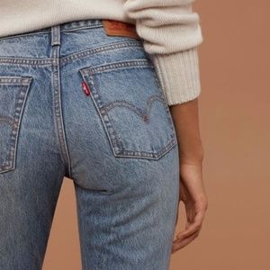 Levi's 501 High Waist Button Fly in Light Wash