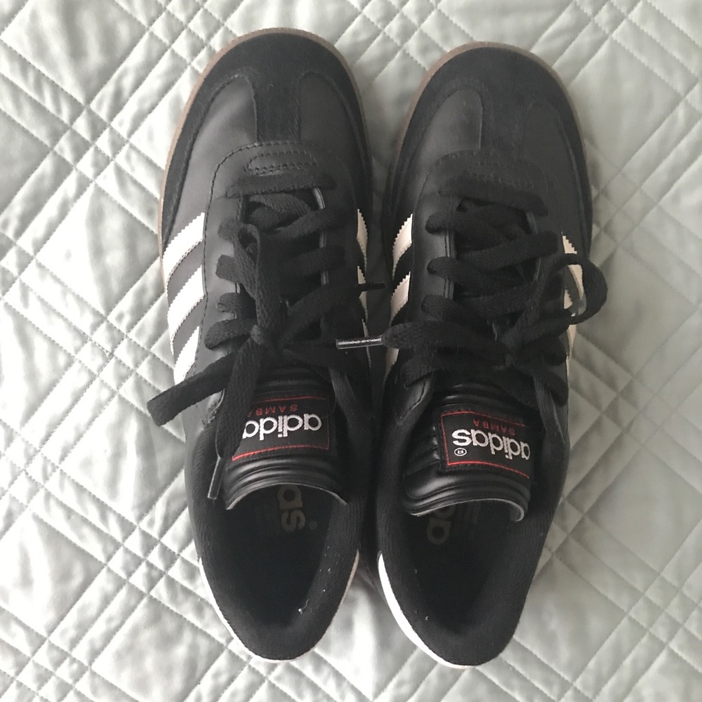 ADIDAS SAMBAS WOMEN'S SIZE 7