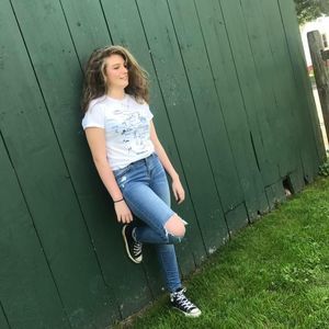 Meet your Posher, Sam