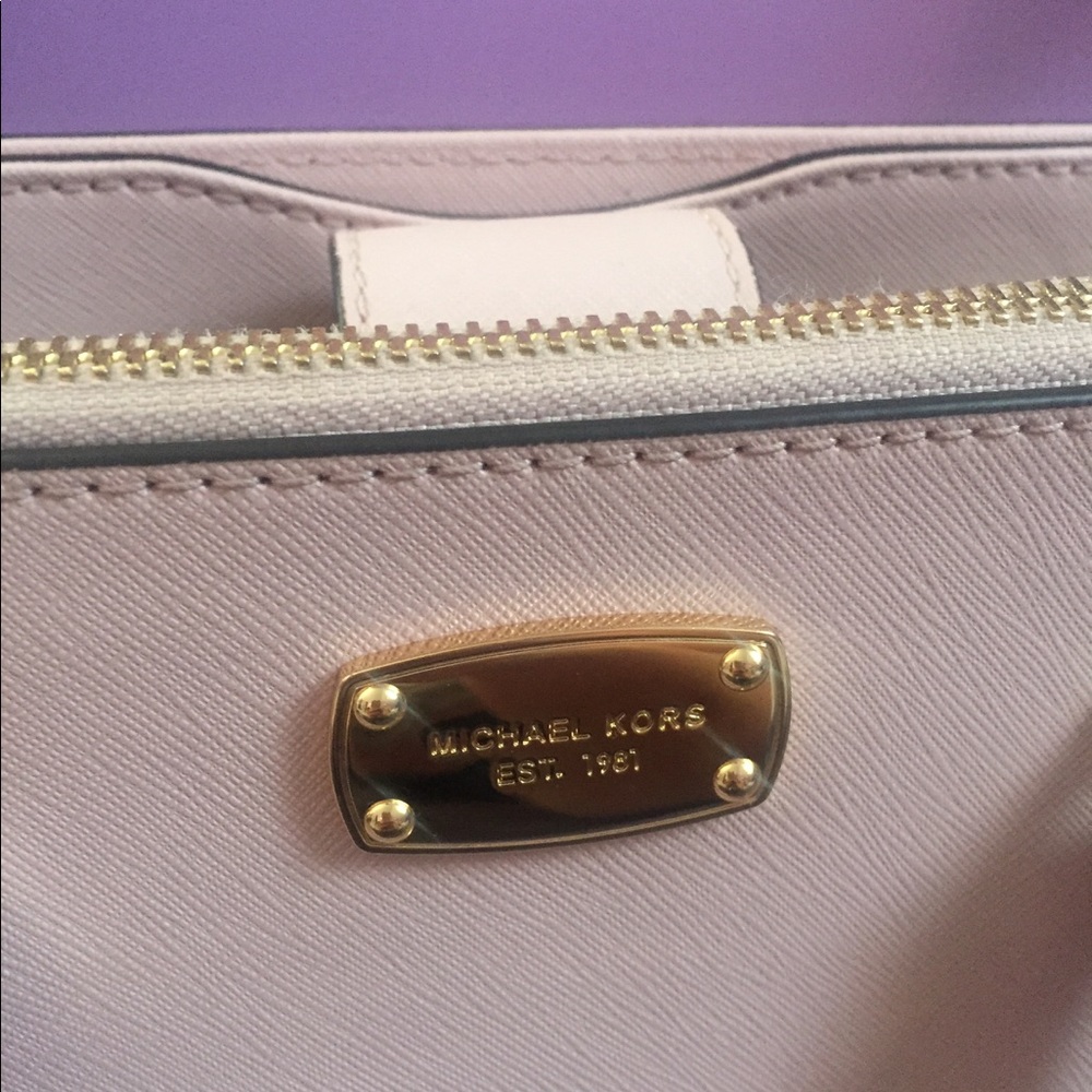 Michael Kors Satchel - Picture 5 of 6