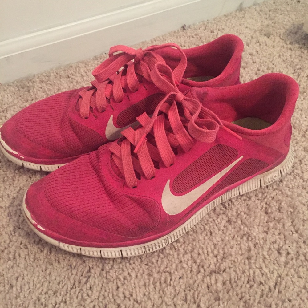 Pink Nike 4.0 Free Runs