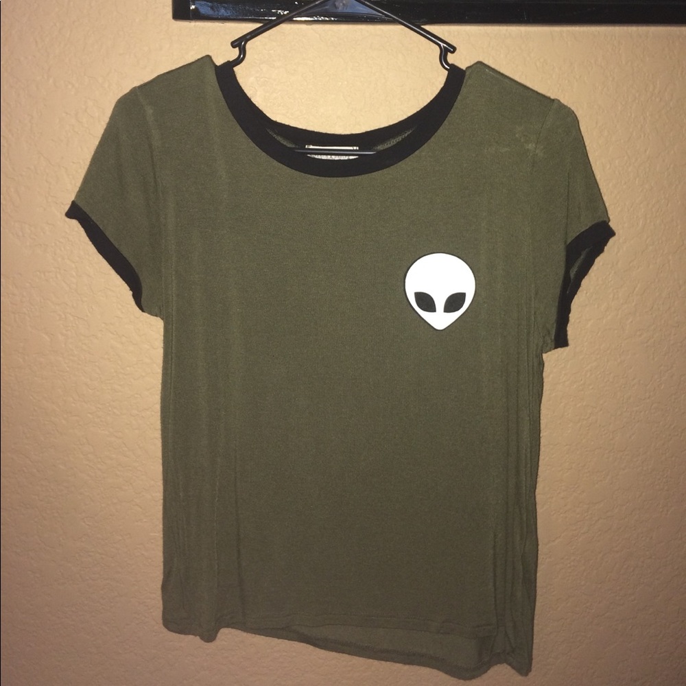 Alien ringer tee