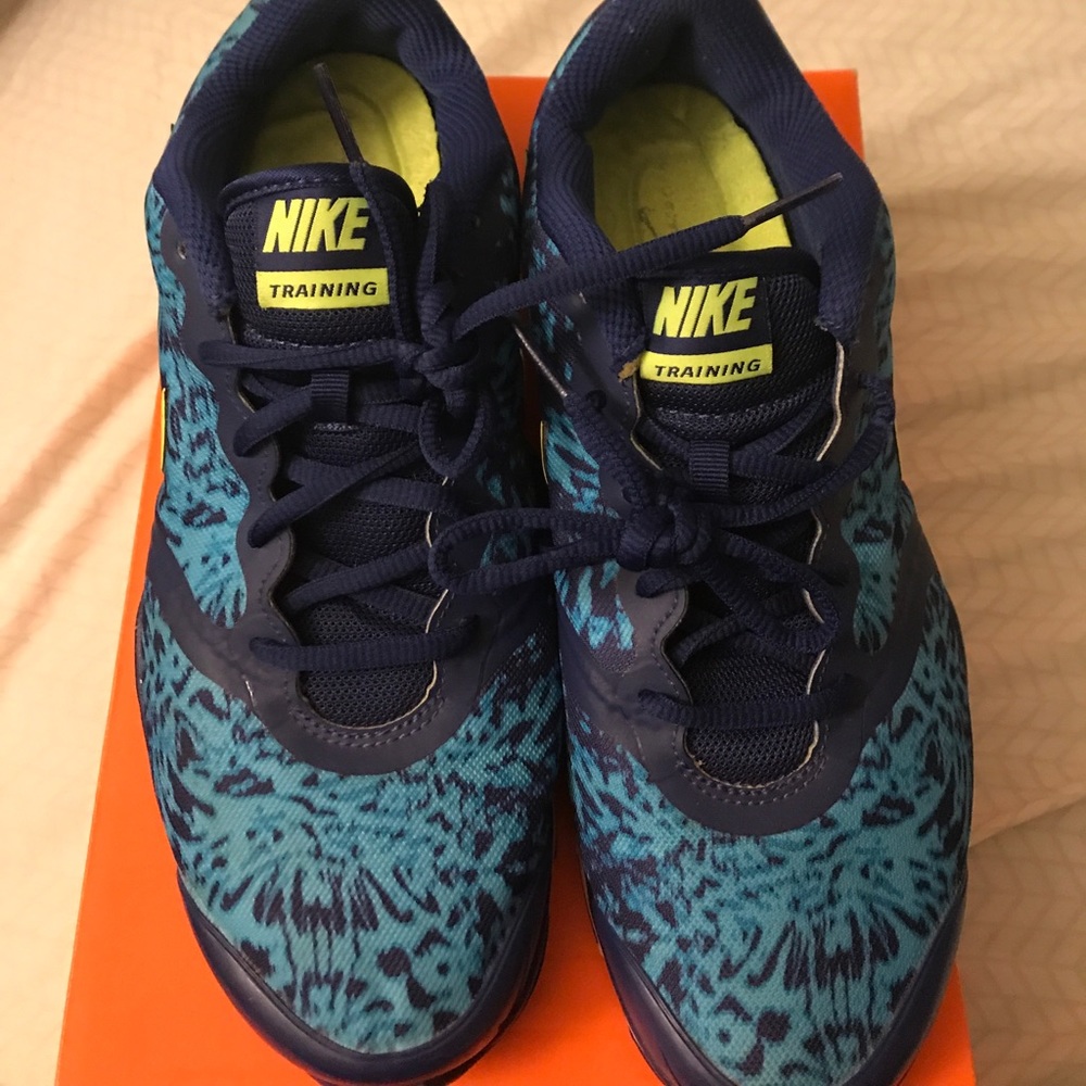 Nike