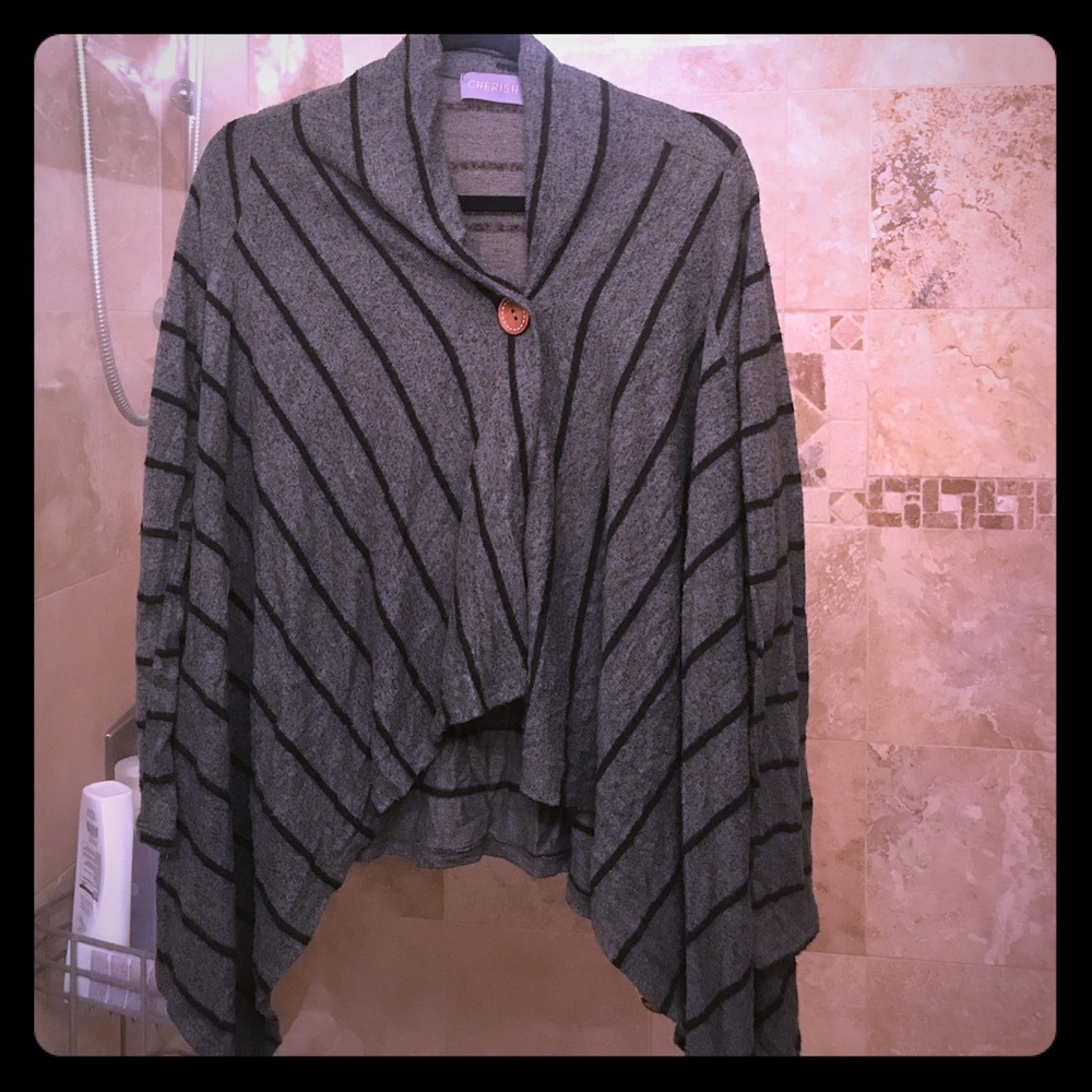 Long sleeved cardigan