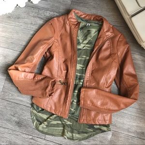 🎉24 HOUR SALE! 🎉Camel Brown Pleather Jacket