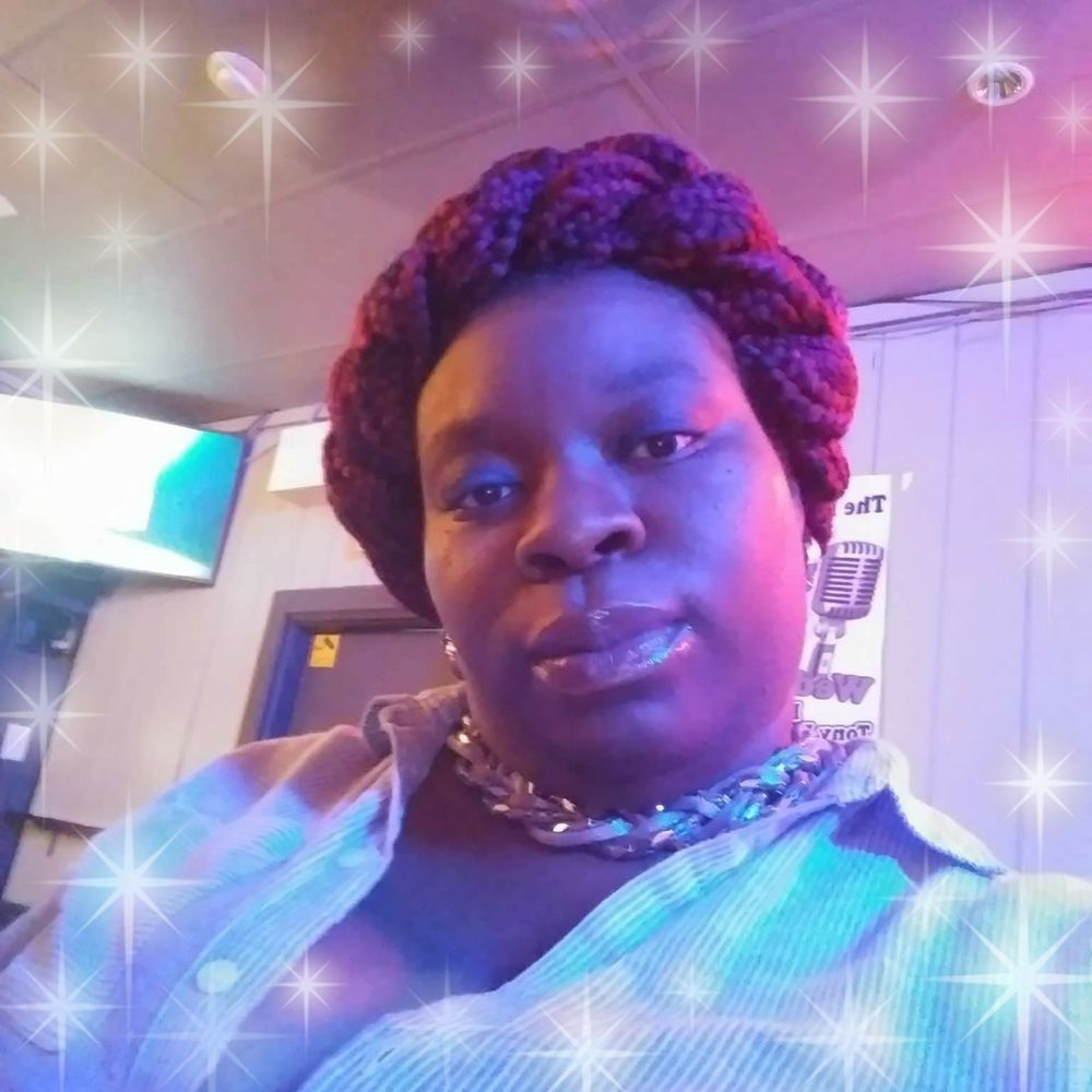 Meet your Posher, Tiffany