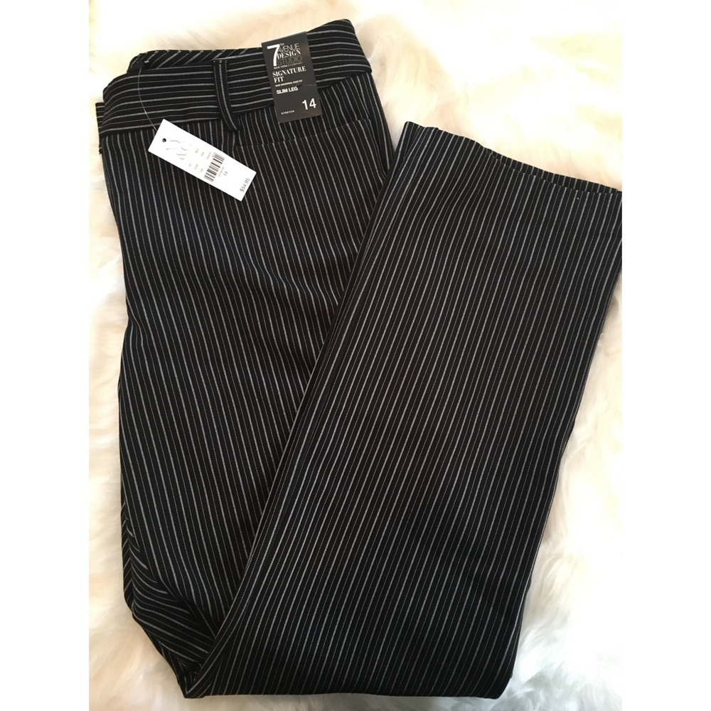 Price ⬇️ New York & Company Slim Leg Size 14