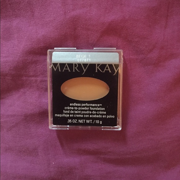 Mary Kay Other - Mary Kay beige 1 crème-to-powder foundation