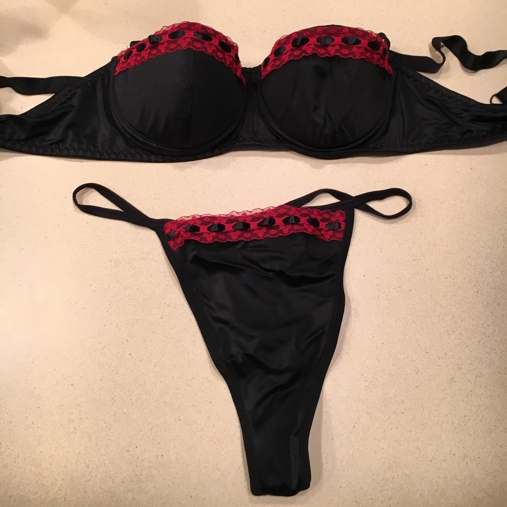 Black and red sexy set