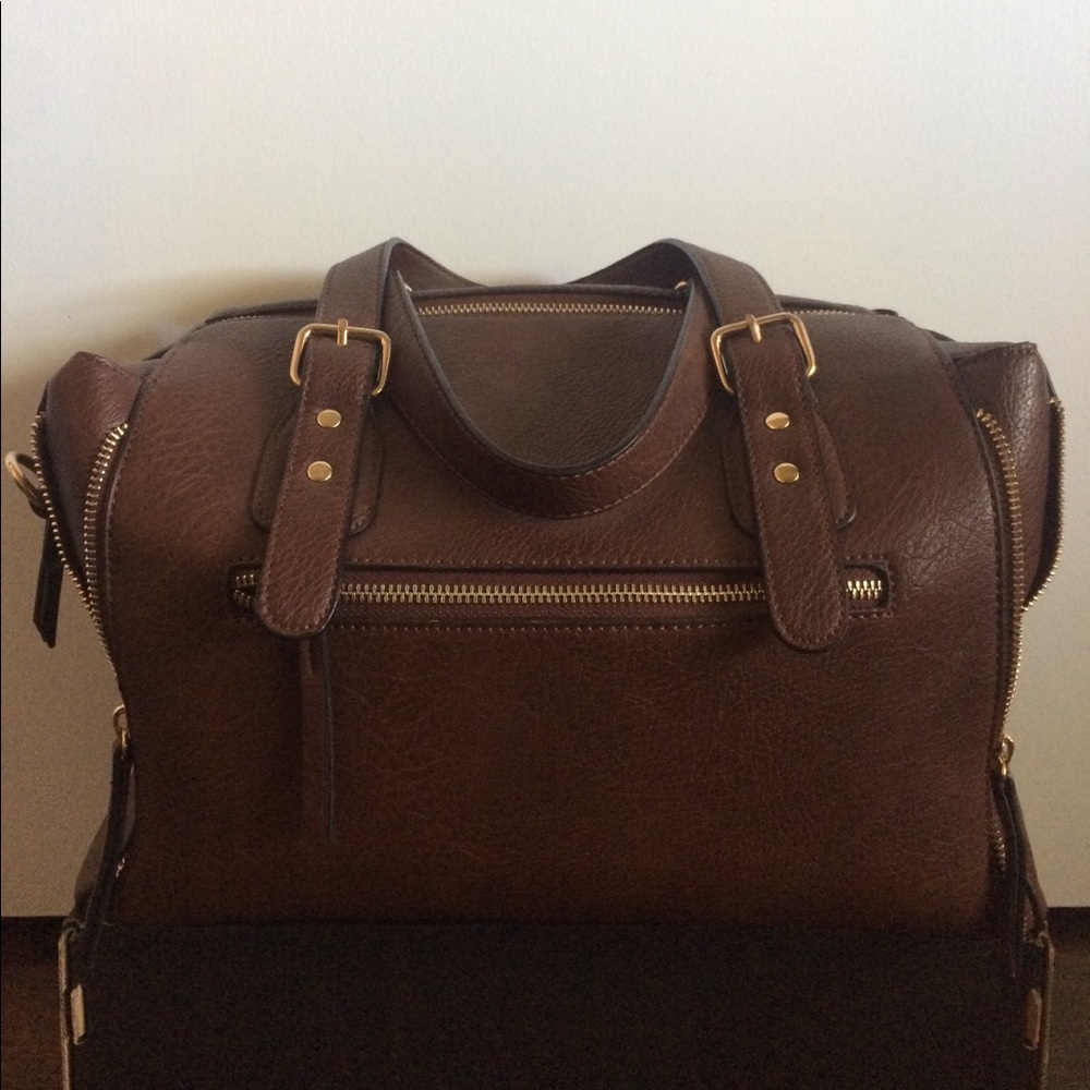 Super cute handbag :: Forever 21