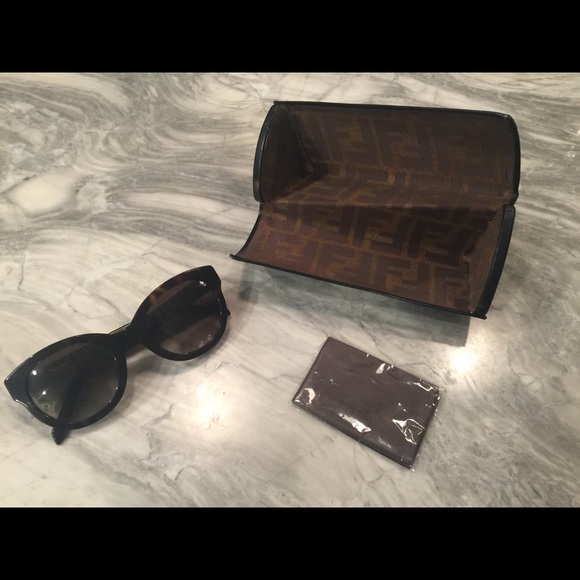 Fendi ladies sunglasses FS 5350 214 main image 4
