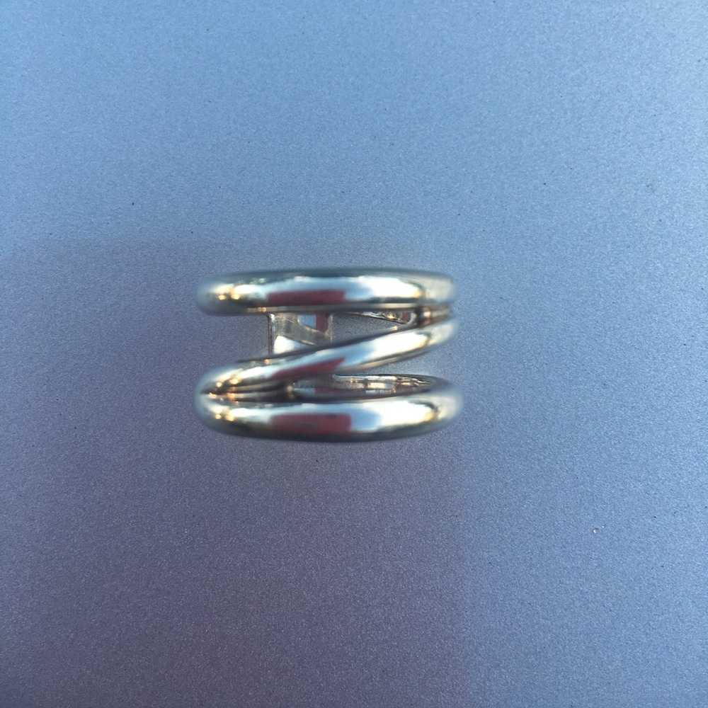 Tiffany and Co. Wave ring. Sterling silver.