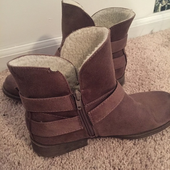 SOLD - Picture 2 of 3