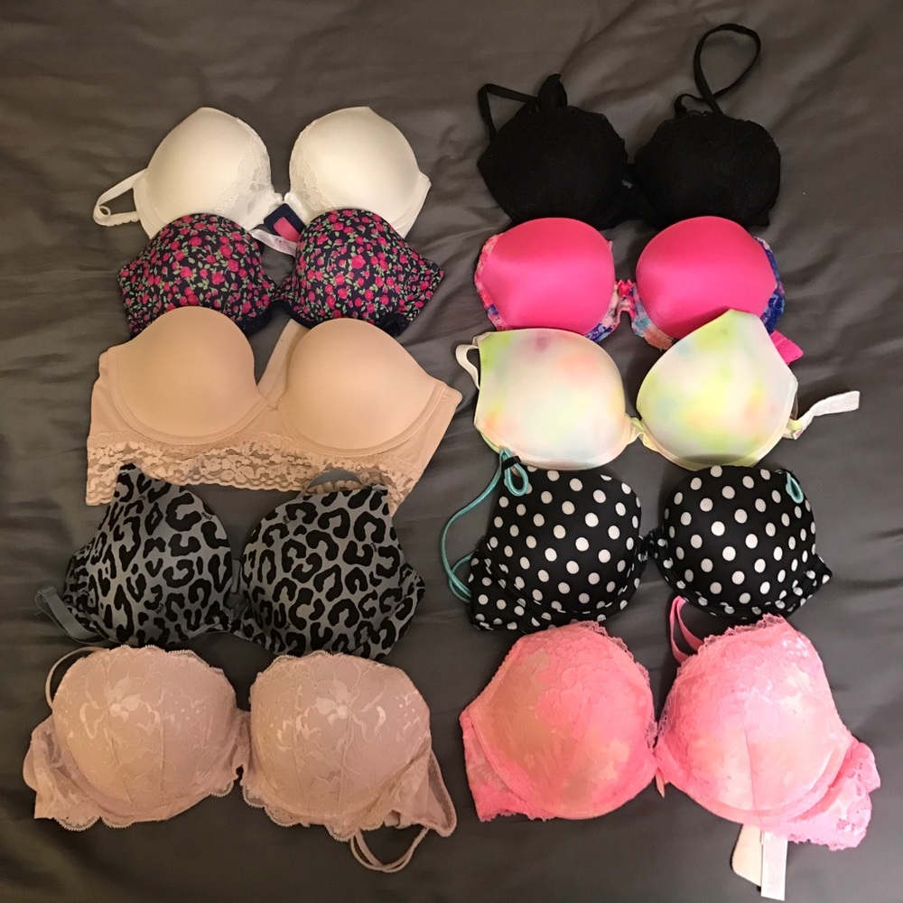 Lot of 10 Victoria's Secret Bras