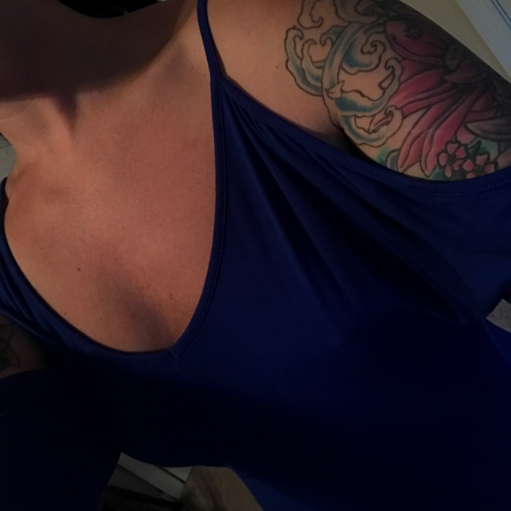 BEBE shirt with cut outs