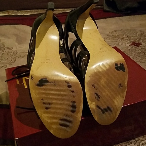 Black 3in heels by nine west. Worn five times. - Picture 3 of 3