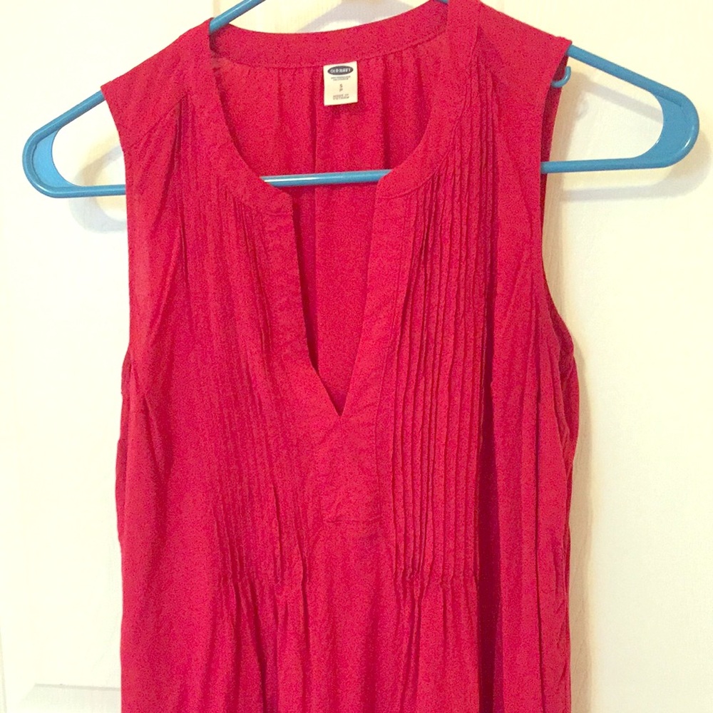 Pleated swing tank