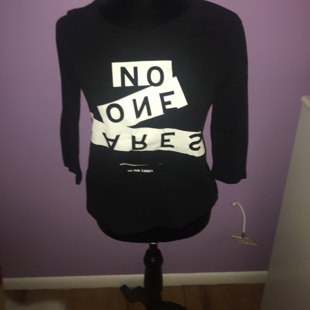 Black shirt