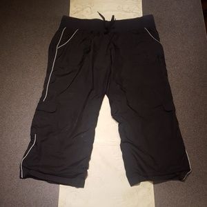 Old Navy Size L athletic capris