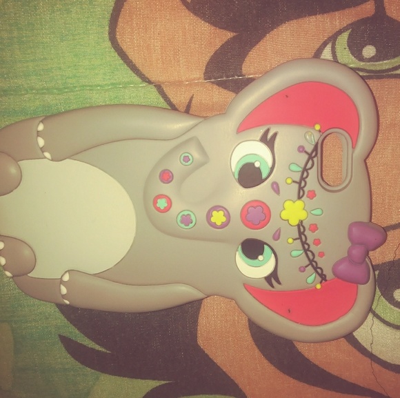 iphone 5c w/ case - Picture 2 of 3