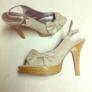 Steve Madden/Madden Girl heels