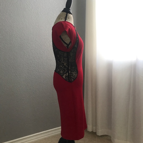 Beautiful Red Dress - Picture 5 of 7