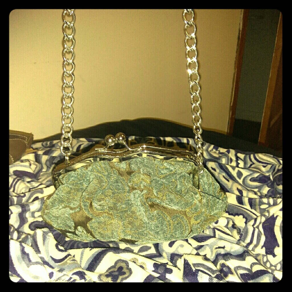 Apt 9 crossbody