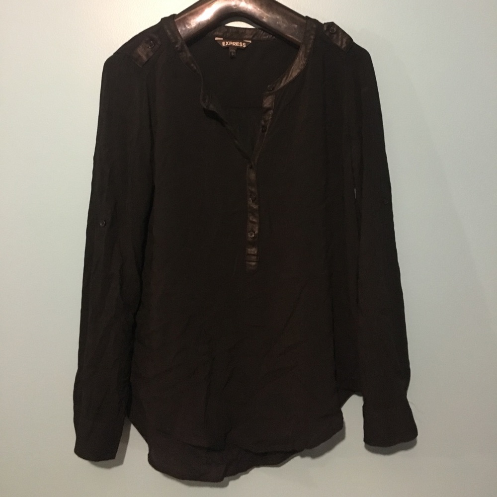 Black Express Top