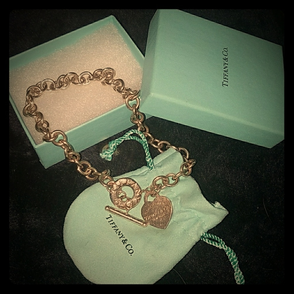 Tiffany's  Heart Toggle Necklace