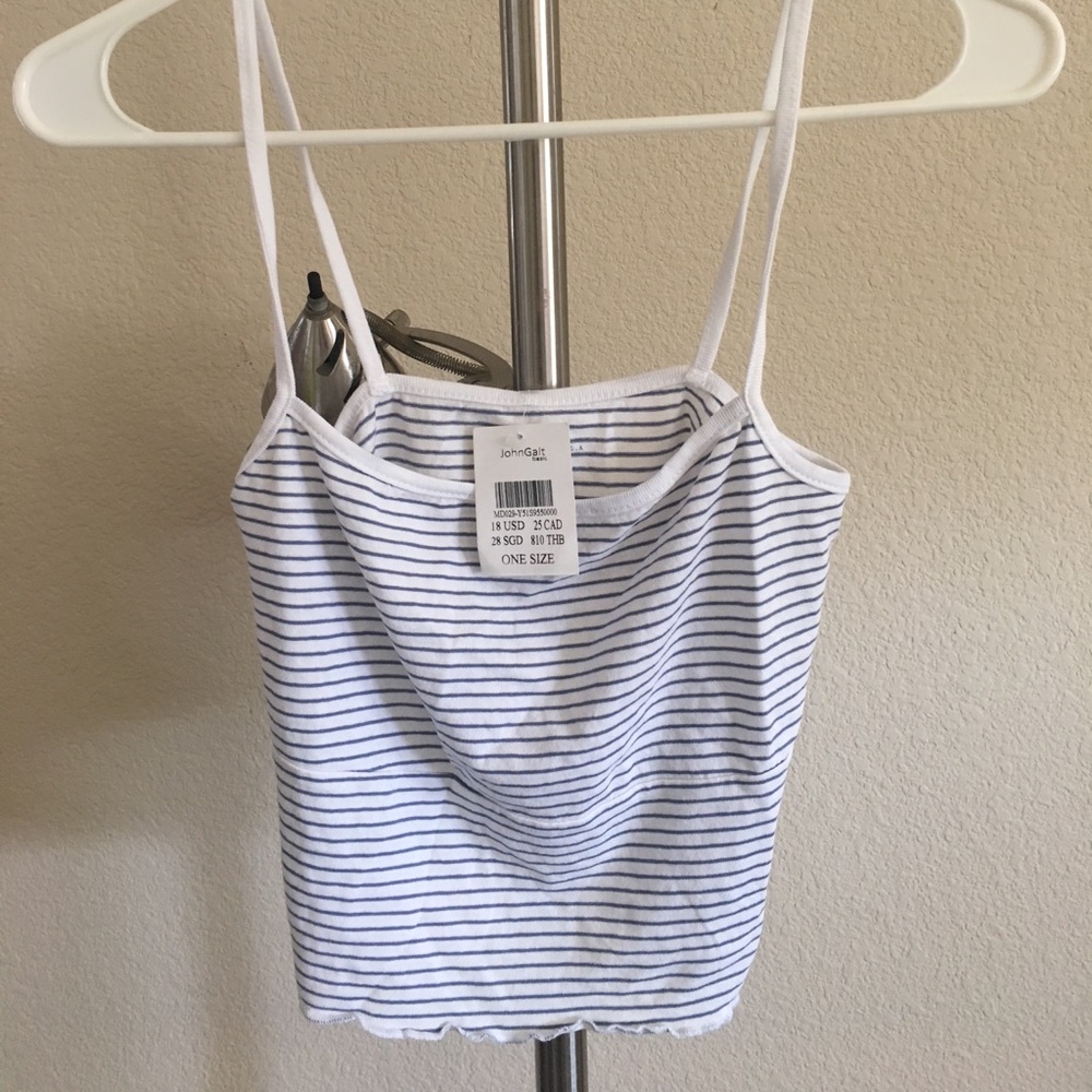 ❌ SOLD Cropped tank