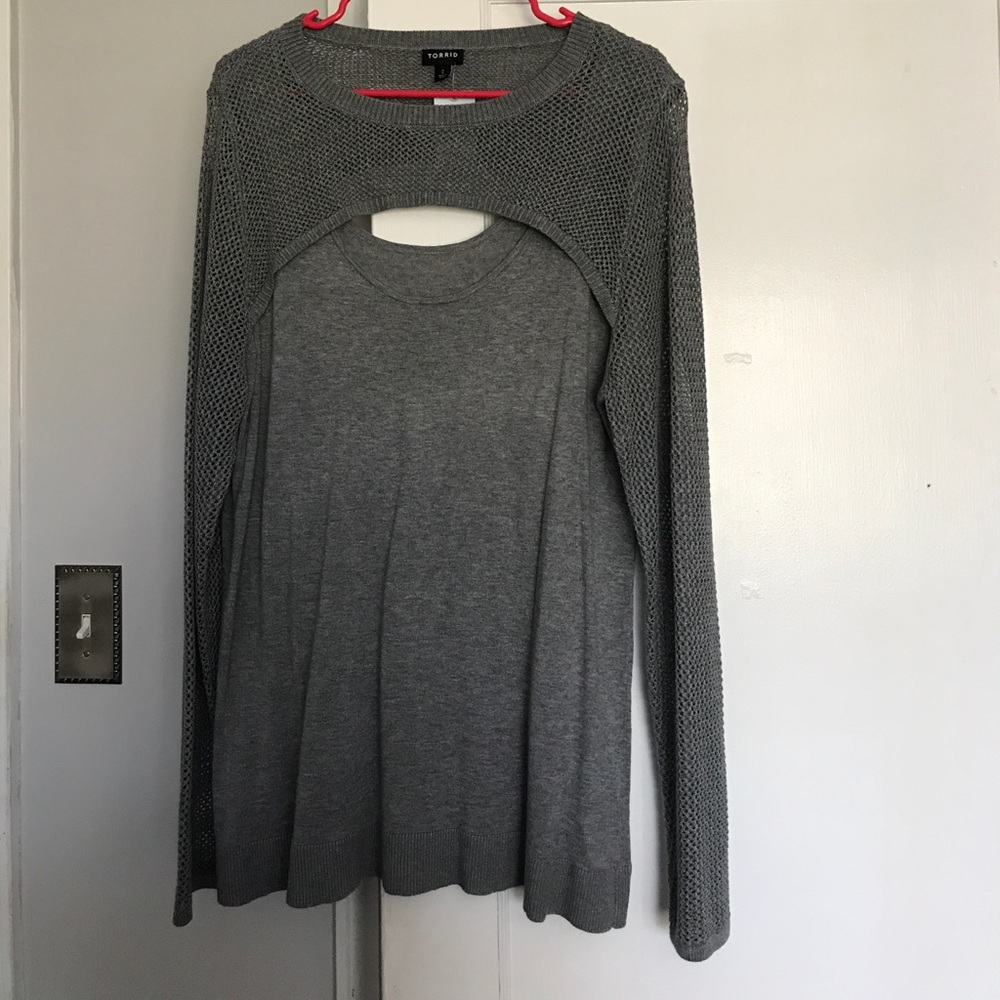 Stylish 2-Piece Keyhole Gray Sweater
