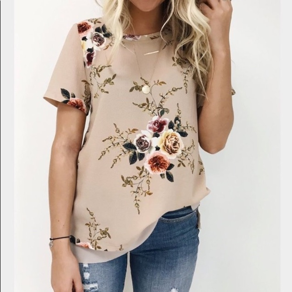 {boutique} floral blouse 🌸