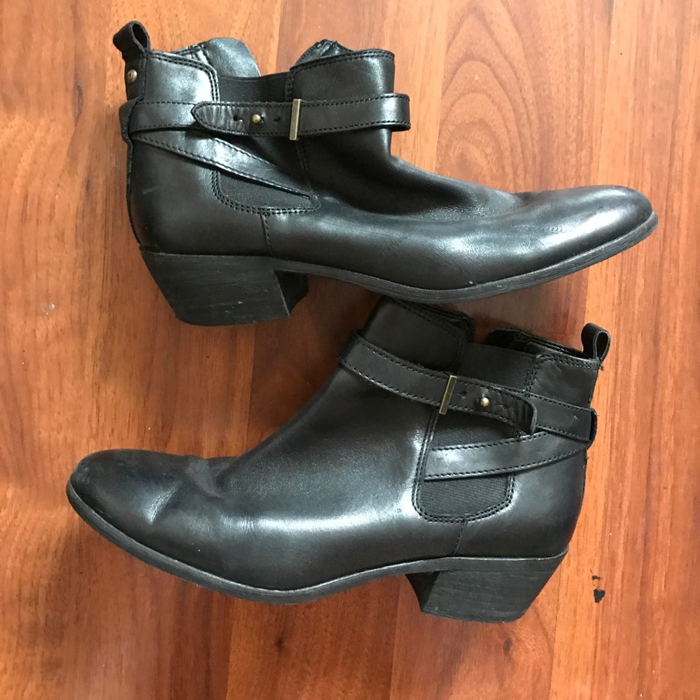 Sam Edelman booties size 8.5