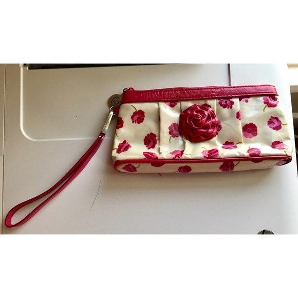 Vera Bradley Wristlet - Picture 1 of 3