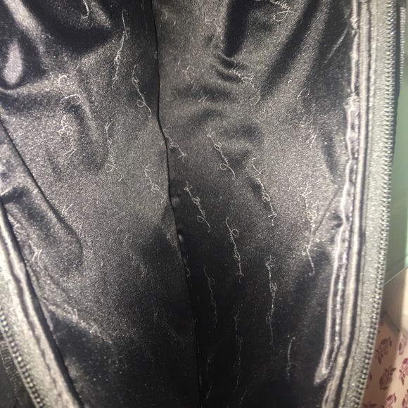 Vera Bradley 15" Laptop Sleeve - Picture 4 of 5