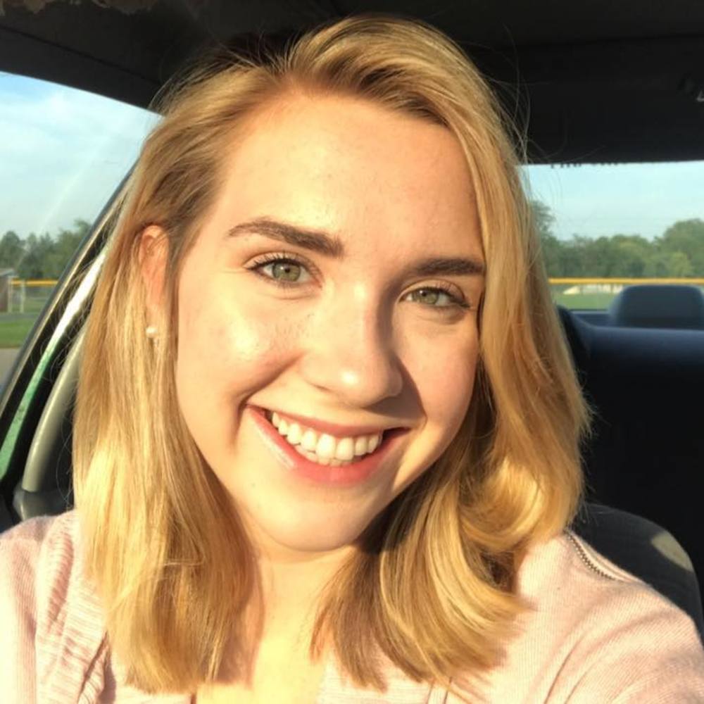 Meet your Posher, Alyson