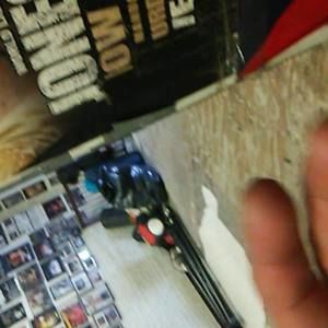 Meet your Posher, Raymond