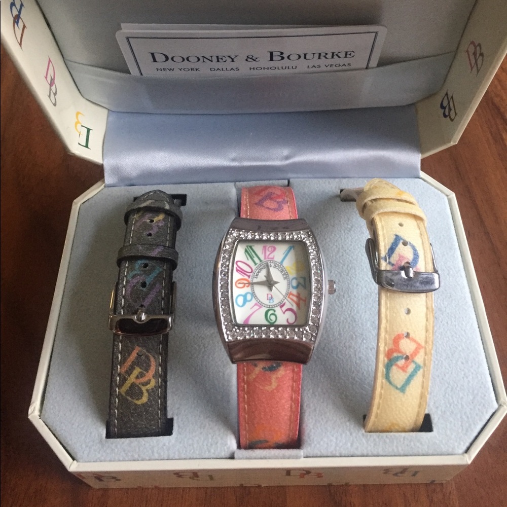 Discontinued Dooney & Bourke