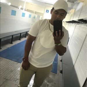 Meet your Posher, Leonel