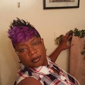 Meet your Posher, Virginia