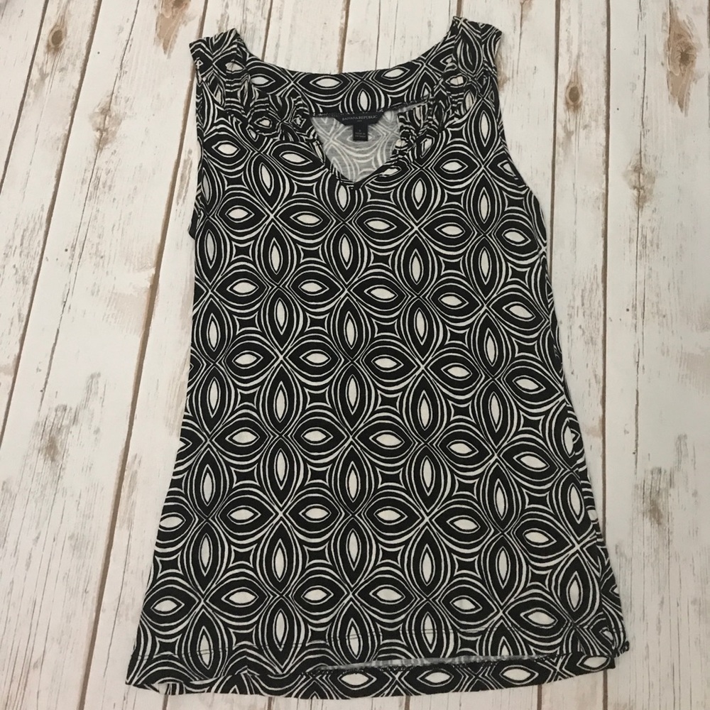 Black and White BR shell.