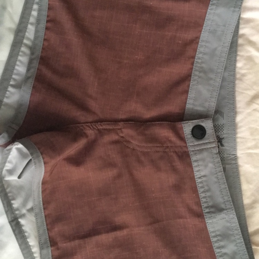liquidforce shorts