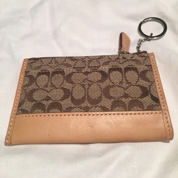 Coach change purse - Picture 2 of 4